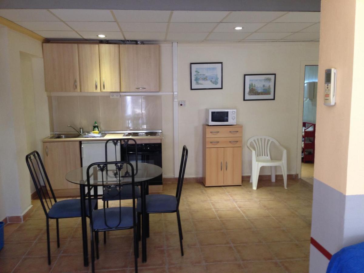 Aparthotel Carrio Sol - Monty'S كاليبي الغرفة الصورة